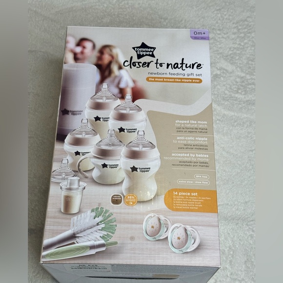 Tommee Tippe Other - Tommee Tippee Closer To Nature Gift Set for Baby BPA Free Bottle 13 Piece Set